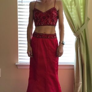 2-piece GORGEOUS prom/pageant dress